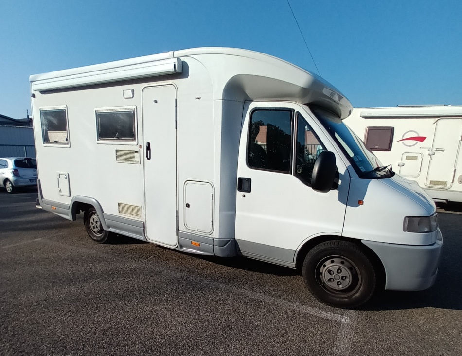 camping car CHAUSSON WELCOME 70 modèle 2001